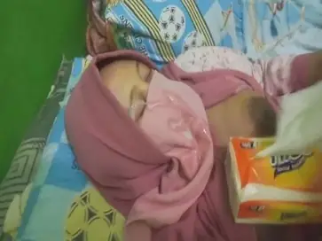 Bercadar Binal Goyang Niqab Basah Sembur Muka